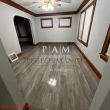 1909 Thurston Ave in Racine, WI - Building Photo - Building Photo