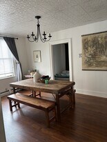 552 Columbia St, Unit 1 B in Hudson, NY - Building Photo