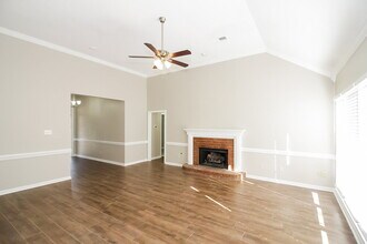 8699 Wood Mills Dr W in Memphis, TN - Building Photo - Building Photo