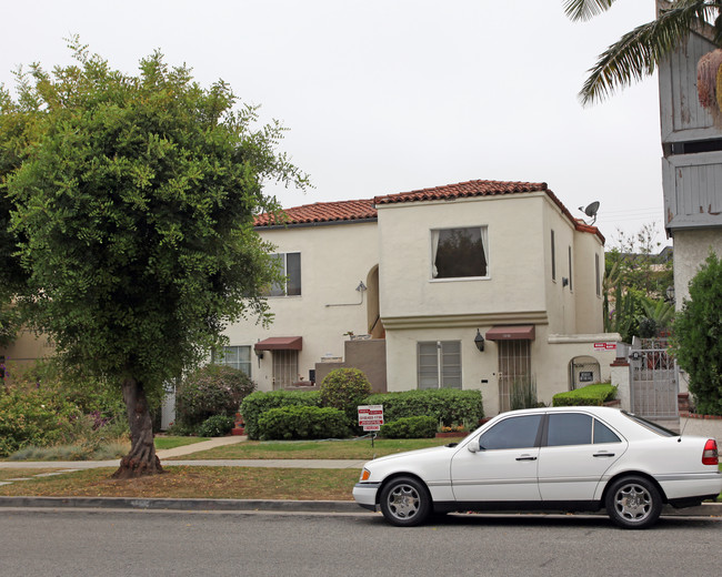 1018 10th St in Santa Monica, CA - Building Photo - Building Photo