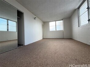 222 Lili?uokalani Ave in Honolulu, HI - Building Photo - Building Photo