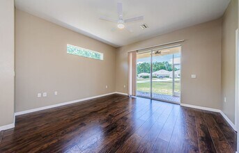 2527 Stanhope Dr in New Port Richey, FL - Building Photo - Building Photo