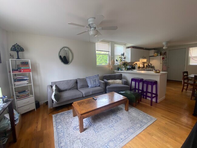 75 5th St, Unit 1 in Cambridge, MA - Building Photo - Building Photo