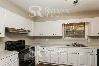 2030 Tivoli Terrace in Jackson, MS - Building Photo - Building Photo