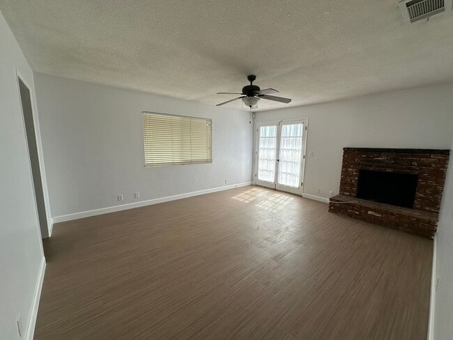 24353 Sunnymead Boulevard in Moreno Valley, CA - Building Photo - Building Photo