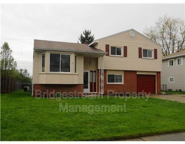 property at 1700 Dutchess Ave