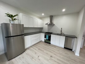 400 Calle Del Monte in Sonoma, CA - Building Photo