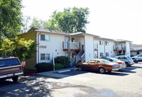 Windsong Apartments in Poulsbo, WA - Building Photo - Building Photo