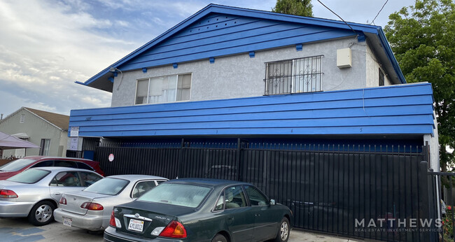 1037 W 108th St in Los Angeles, CA - Building Photo - Primary Photo