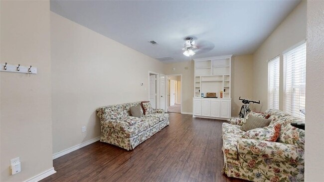 609 Townplace Dr in College Station, TX - Building Photo - Building Photo