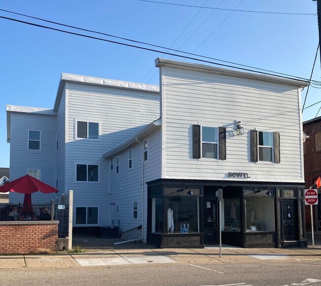 104 E Maple St Rentals in Holly, MI