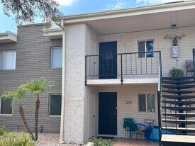 16852 E La Montana Dr in Fountain Hills, AZ - Building Photo