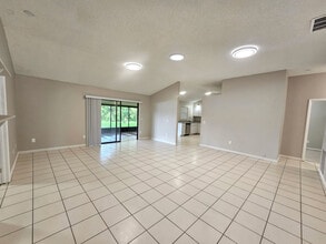 10148 Pink Carnation Ct in Orlando, FL - Building Photo - Building Photo