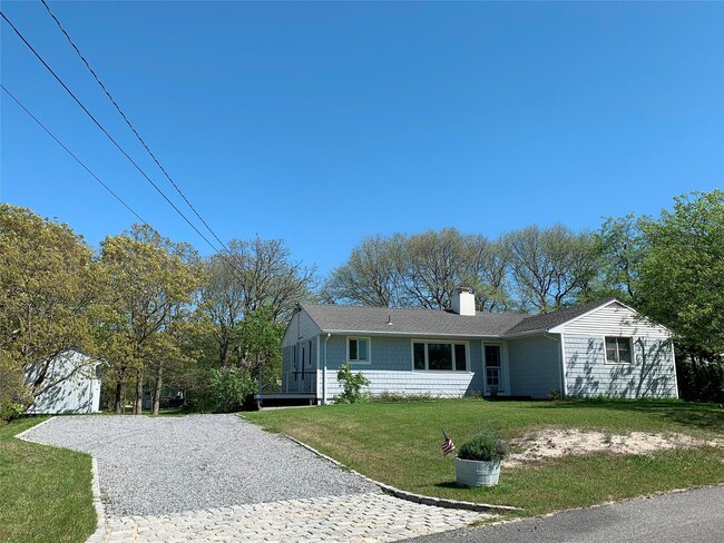 property at 425 Lake Dr