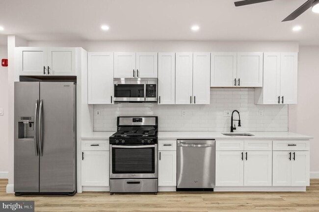property at 437-39 W Girard Ave