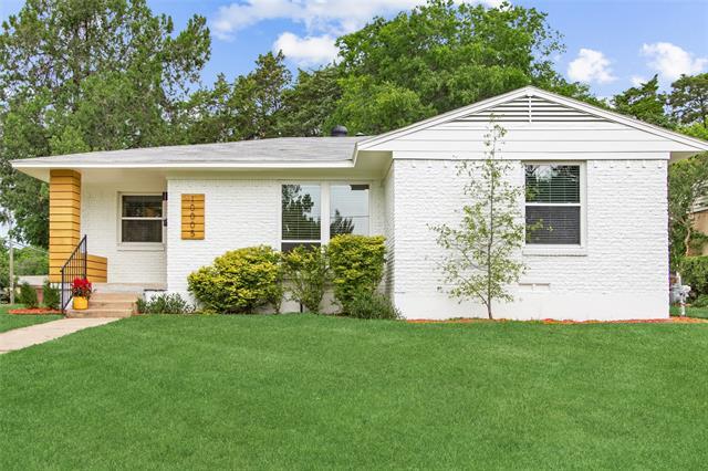 10005 Newcombe Dr in Dallas, TX - Building Photo
