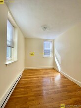 32 Westland Ave, Unit 6 in Boston, MA - Building Photo - Building Photo