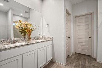 1803 Welsh Cyn in Richmond, TX - Building Photo - Building Photo