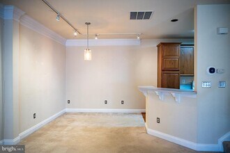 5115 Grimm Dr in Alexandria, VA - Building Photo - Building Photo