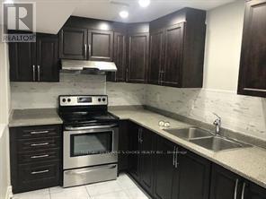 20 Washburn Rd in Brampton, ON - Building Photo - Building Photo