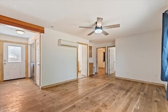 203 E Ada St in Meridian, ID - Foto de edificio - Building Photo