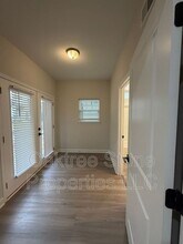 2589 Ocean Dr NW in Atlanta, GA - Building Photo - Building Photo