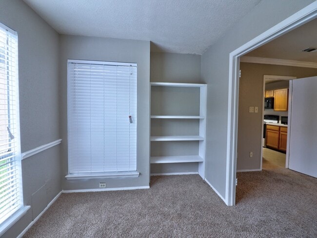 9203 Danforth Way