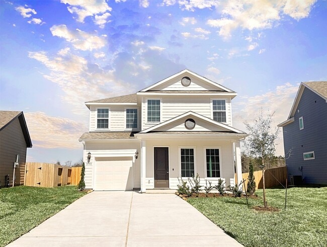 property at 18712 Crescent Trails Cir
