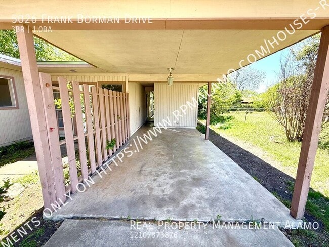 5026 Frank Borman Dr in San Antonio, TX - Building Photo - Building Photo