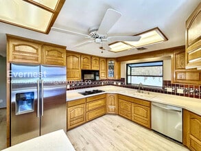 4031 Casita Way in San Diego, CA - Building Photo - Building Photo
