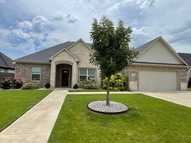 property at 1703 Sudbury Dr