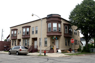 1426 S 31st St Apartamentos