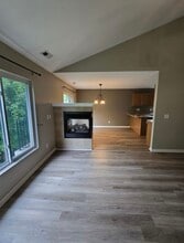 14262 Shadywood Dr, Unit 32 in Sterling Heights, MI - Building Photo - Building Photo