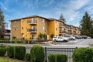 12614 Ambaum Blvd SW in Burien, WA - Building Photo