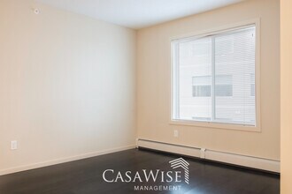 340-340 Windermere Rd NW in Edmonton, AB - Building Photo - Building Photo