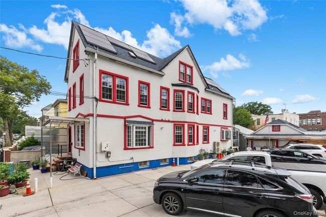 87-13 135th St in Queens, NY - Building Photo - Building Photo