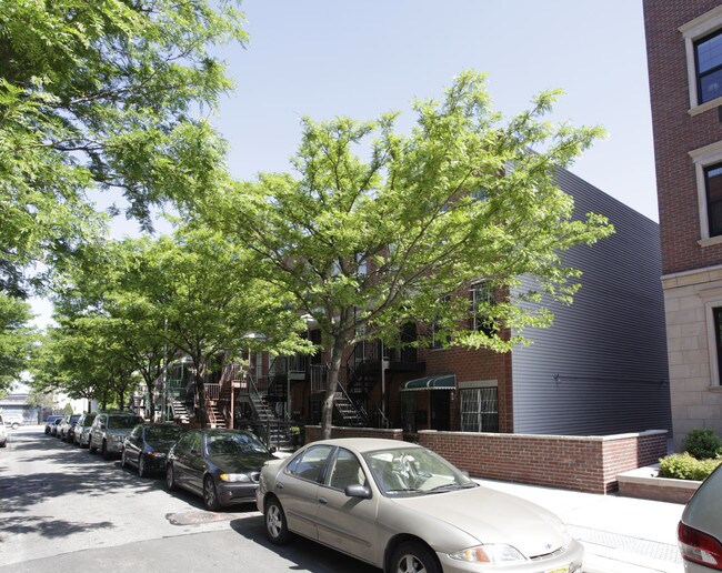 85-99 Baltic St in Brooklyn, NY - Building Photo - Building Photo
