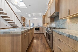 2 Byron St in Boston, MA - Building Photo - Building Photo