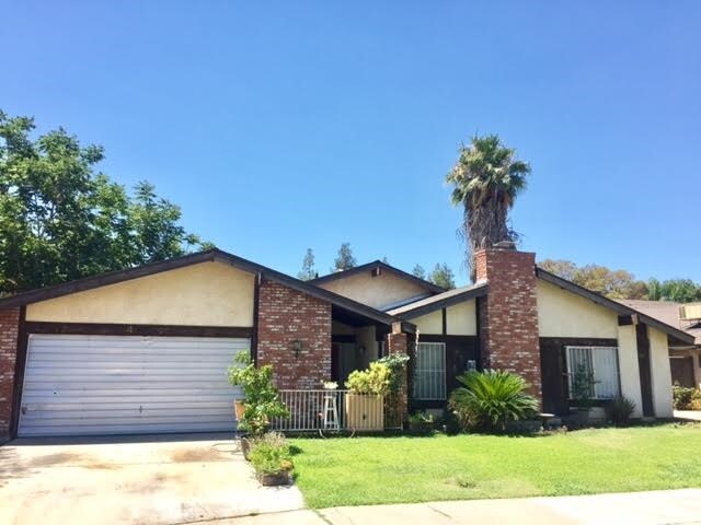 4309 Parkwood Court in Bakersfield, CA - Building Photo - Building Photo