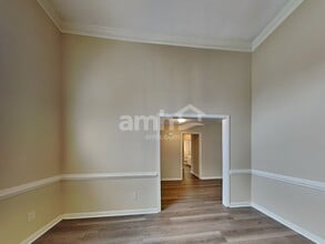 811 Karie Dr in Mcdonough, GA - Building Photo - Building Photo