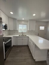 1520 Jonathan Pl in Santa Maria, CA - Building Photo - Building Photo