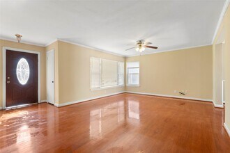 3102 Conway St in Houston, TX - Building Photo - Building Photo