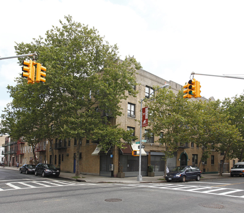 3401-07 36th Ave in Astoria, NY - Building Photo