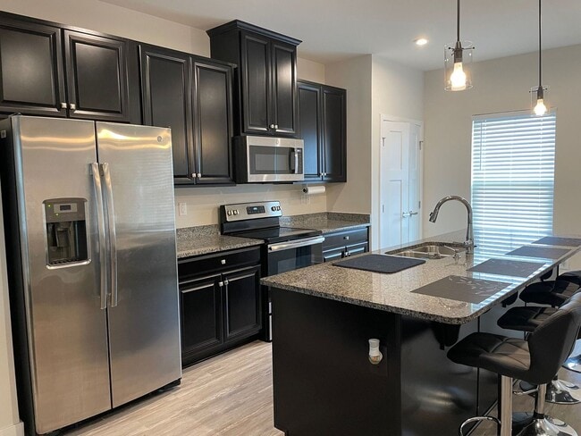 459 Westport St in Norfolk, VA - Building Photo - Building Photo