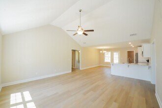 345 Tallulah Bend in Ellabell, GA - Building Photo - Building Photo