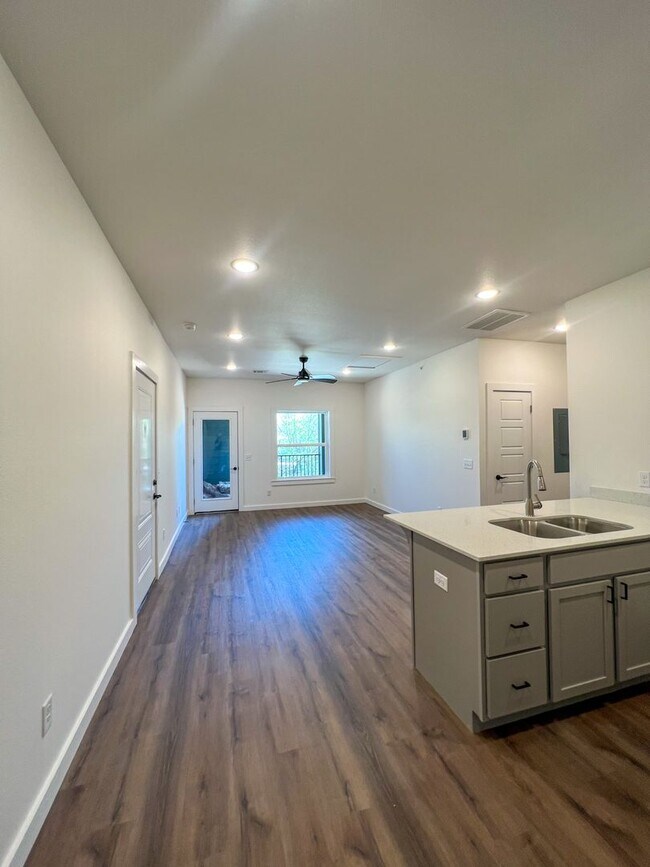 Bacardi on the Hill | Fayetteville Living in Fayetteville, AR - Building Photo - Building Photo
