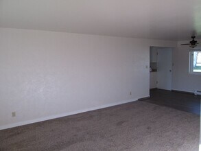 419 Simons Ave in Burlington, WA - Building Photo - Building Photo