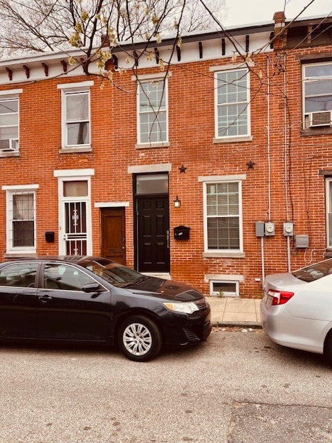 property at 344 N Sloan St