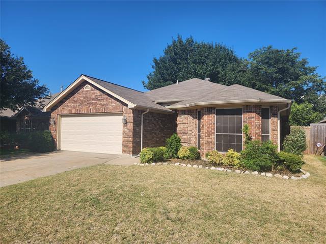 2131 Ridgecliff Dr in Keller, TX - Building Photo