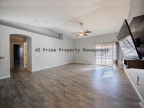 1633 E Beautiful Ln in Phoenix, AZ - Building Photo - Building Photo
